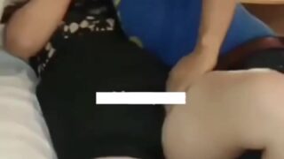 คลิปหลุด สาวโรงงานสุดเงี่ยน ตั้งกล้องแอบถ่ายตอนเย็ด ร่อนเอวเสียวกระแทกหี