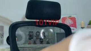 คลิปหลุดTHlive น้องอาชิ ไลฟ์ในห้องลับ นั่งแหกหีโชว์นมช่วยตัวเองเสียวๆ แหย่หีจนร้องครางลั่นห้อง